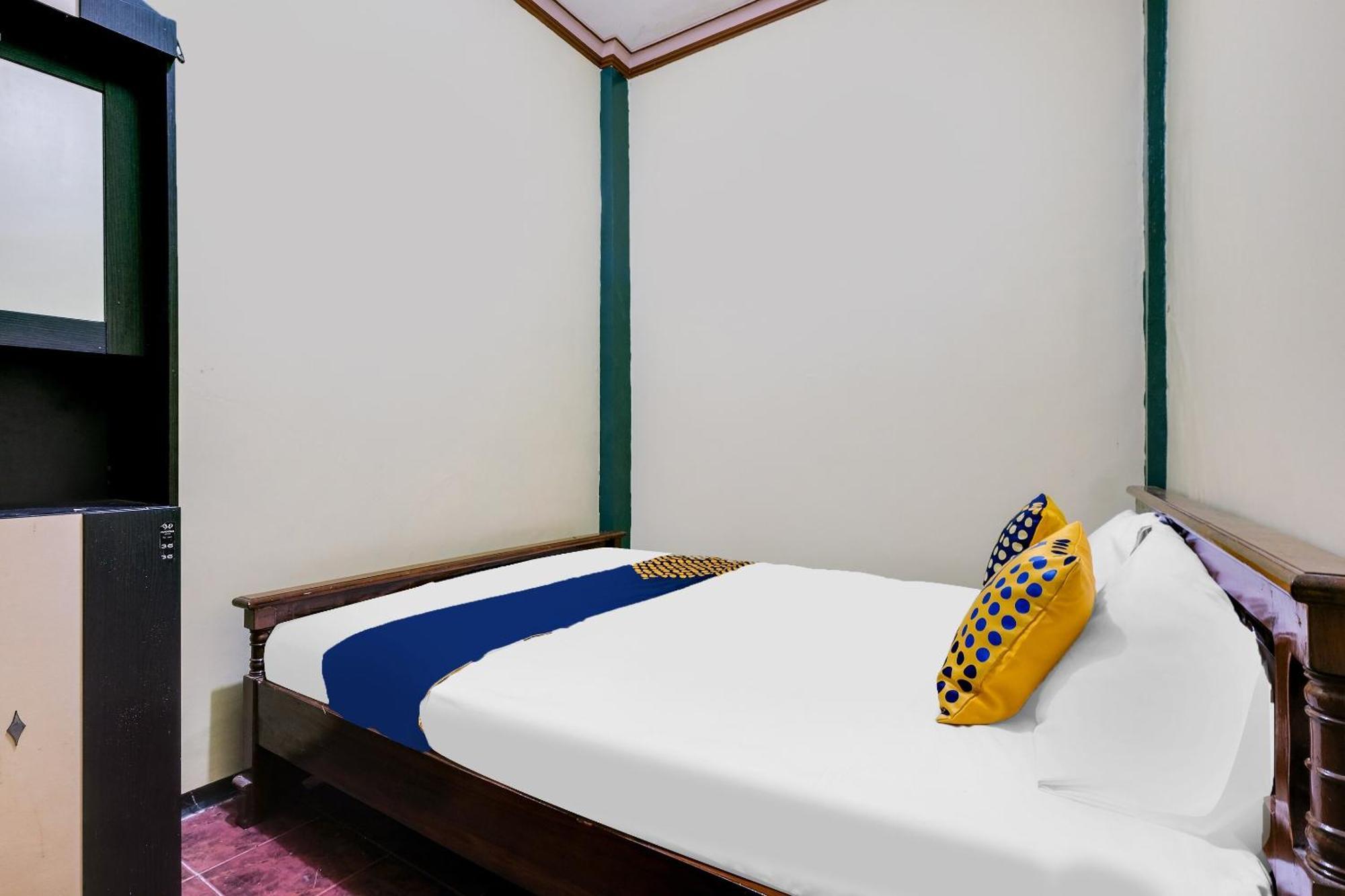 Spot On 92068 Pudja Kesuma Homestay Syariah Yogyakarta Luaran gambar