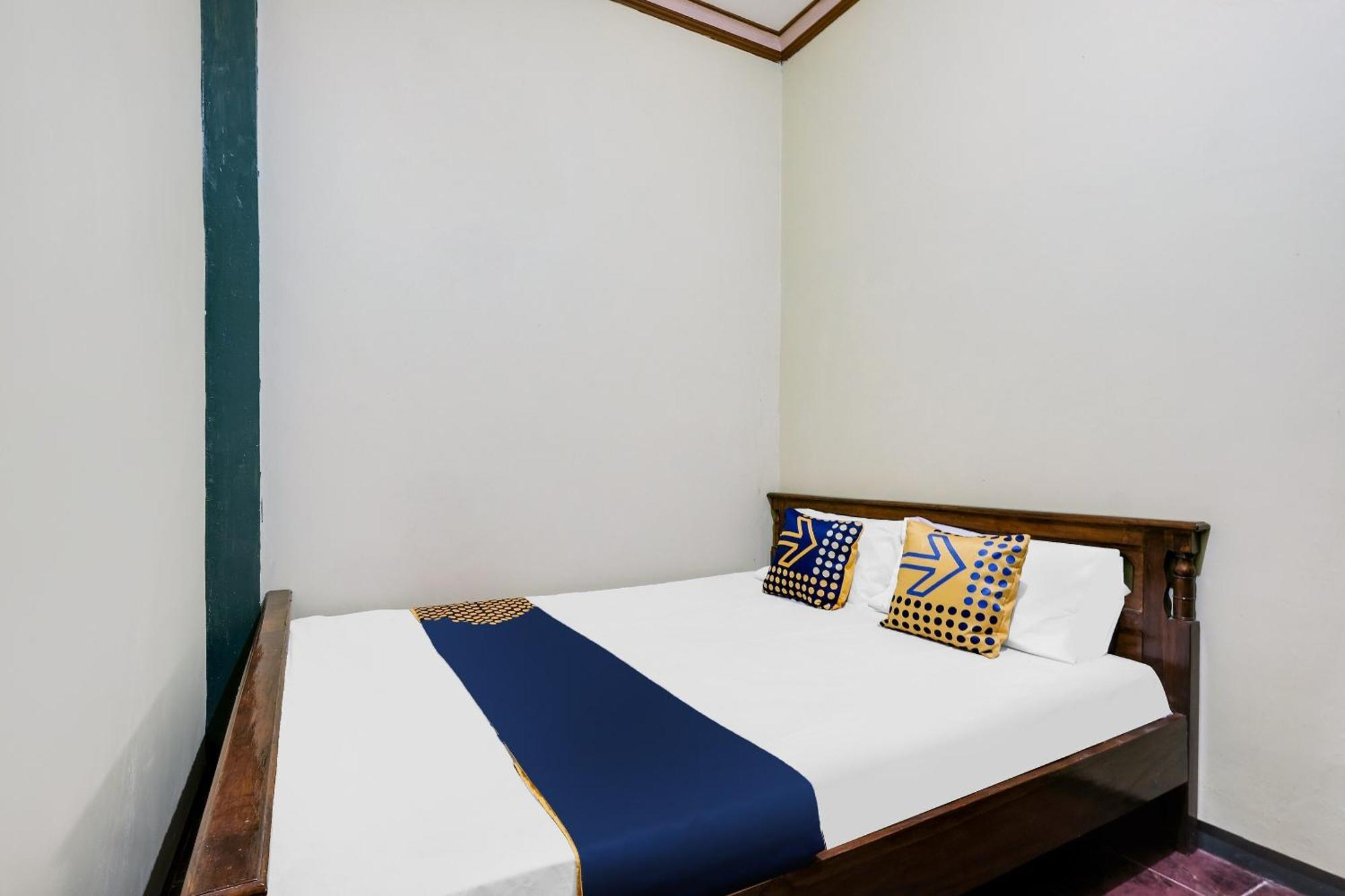 Spot On 92068 Pudja Kesuma Homestay Syariah Yogyakarta Luaran gambar